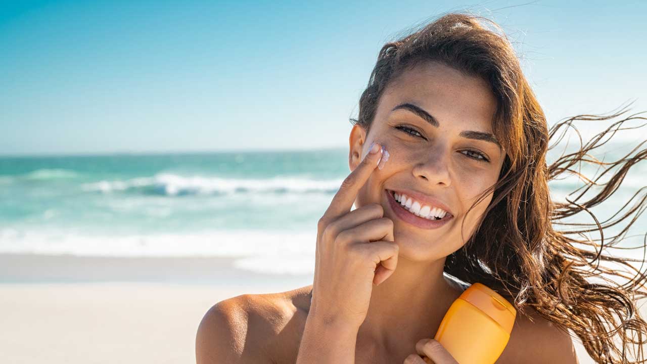 Como prevenir e tratar manchas solares e melasma no verão